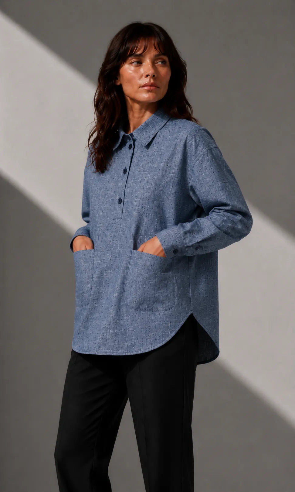 Loverboy Pullover in Navy Blue — product photo